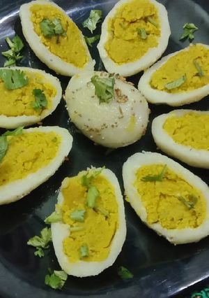 A picture of Vegetarian rice eggs.