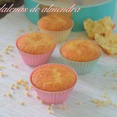 Foto principal de Magdalenas de almendra. (Thermomix)
