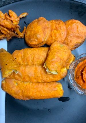 A picture of Bhajji or Pakora.