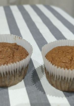 Una foto de Muffin de ricota y algarroba dulces