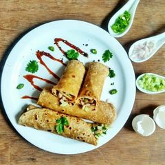 A picture of Egg Roll.