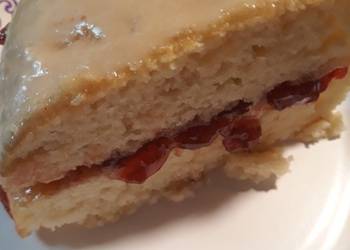 Easy Serving Recipe Strawberry Preserves Cake Homemade Delicious