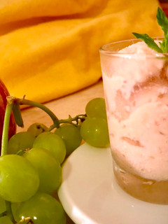 桃子冷凍優格(Peach Frozen Yogurt) 的食譜成品照片