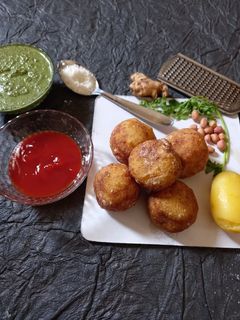 ફરાળી પેટીસ (Farali Pattice Recipe In Gujarati) રેસીપી મુખ્ય ફોટો