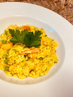 Una foto de Arroz con bacalao y gambitas de aprovechamiento