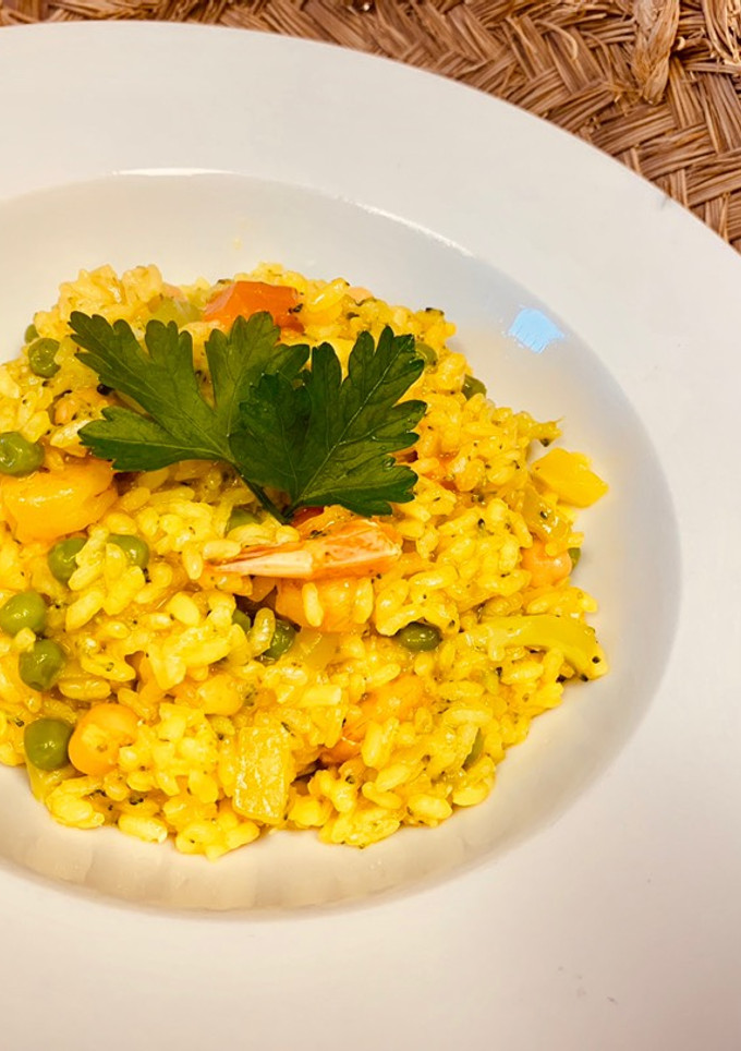 Una foto de Arroz con bacalao y gambitas de aprovechamiento