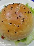 Queen Bread & Homemade Burger