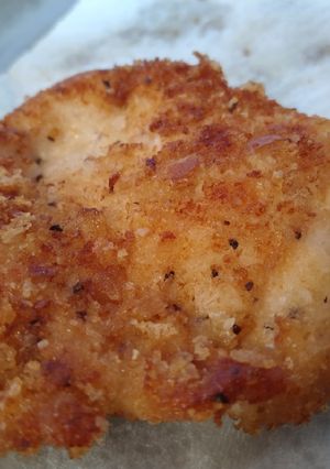 Una foto de Pollo empanizado sin huevo