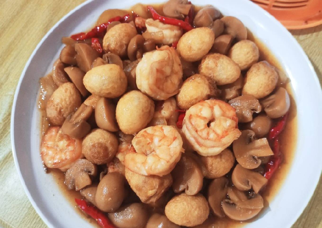 Udang Tumis Telur Puyuh dan Champignon