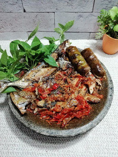 Foto resep 843. Sambal Penyet Ikan Asap