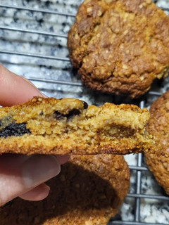 Una foto de Galletitas de avena y almendras con pasas de uva