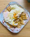 Bữa sáng: Xôi tôm, trứng ốp la