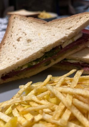 Una foto de Sándwich de Pastrami