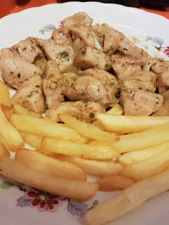 Una foto de Solomillo de pavo o pollo adobado en salsa