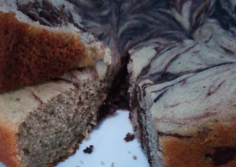 Bolu pisang zebra Bolu pisang zebra