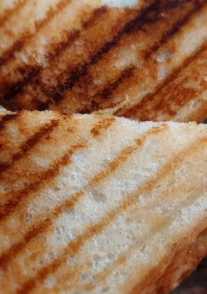 A picture of Malai sandwich.