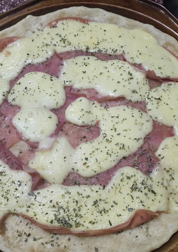 Una foto de Tarta de fiambre y muzzarella