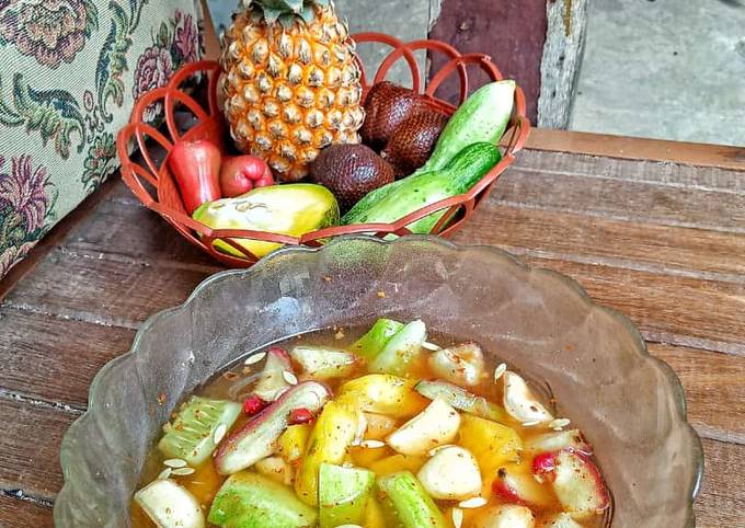 Resep Asinan Buah Oleh Dessy Solehyanti Cookpad