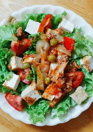Hình của món Salad cá ngừ đậu hũ.