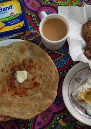 A picture of Chai Paratha.