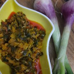 A picture of Green onion sabzi.