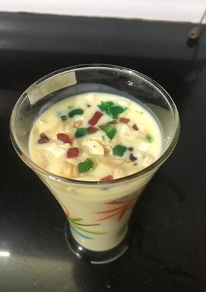 A picture of Custard Shake.