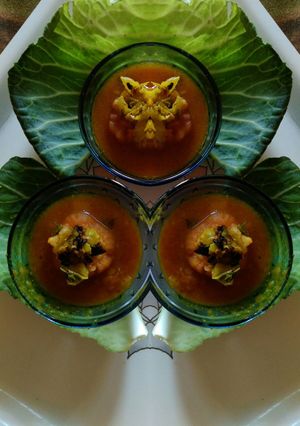 A picture of Cabbage stuffed tomamo ki sabji.