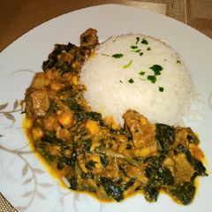 A picture of Spinach and Chickpea curry.