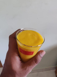 A picture of Mango milk shake.