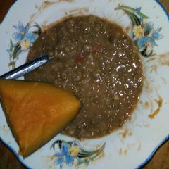 A picture of Pumpkin and green grams.