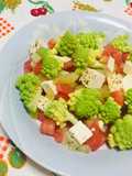 Ensalada de Romanesco Cocida en La Olla Vaporera con Tofu 🥗