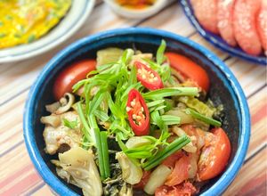 Hình của món Cá Đuối Om Dưa Chua.