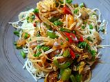 Γαρίδες Chow Mein C&G