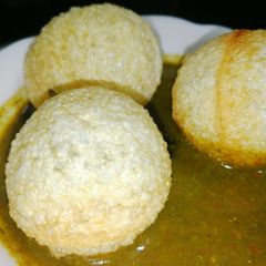 A picture of Floating pani puri.