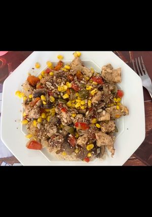 Una foto de Wok de carne estilo asiático