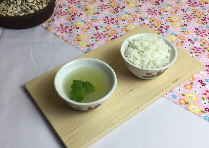 MPASI 6 bulan puree nasi kaldu ayam