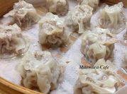 A picture of shumai dumpling
