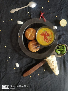 राजस्थानी दाल बाटी (Rajasthani dal bati recipe in Hindi) रेसिपी मुख्य फोटो