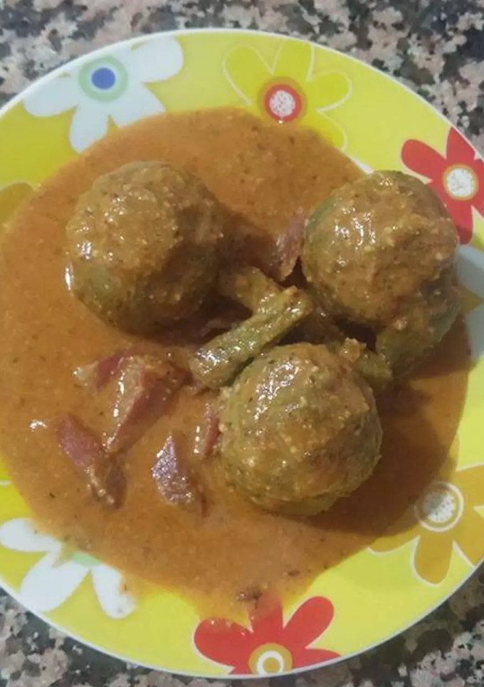 Una foto de Alcachofas en salsa de almendras