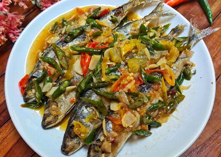 Resep Ikan Pindang Cabai Hijau (Lombok Ijo) yang Sempurna