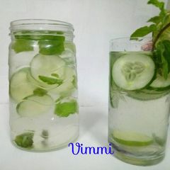A picture of Cucumber & Mint mocktail.