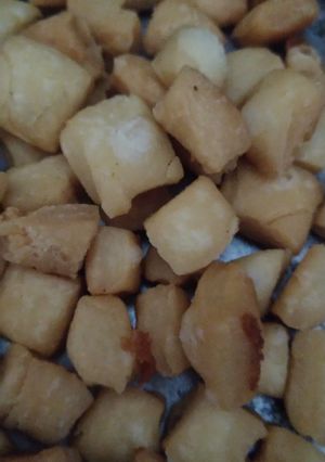 नमक पारे(namk pare recipe in hindi) रेसिपी मुख्य फोटो