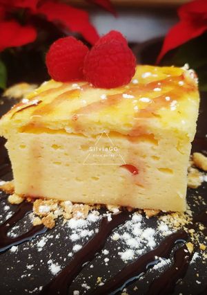 Una foto de Tarta de yogur griego/pastel turco