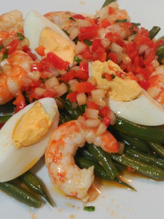 Una foto de Ensalada de judías verdes con gambas