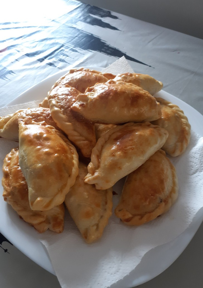 Una foto de Empanadas de pollo