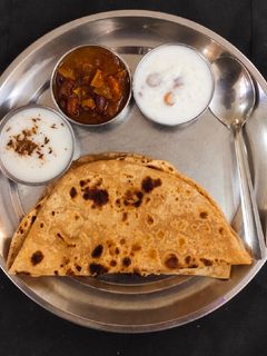 कसूरी मेथी पराठा (Kasoori Methi paratha recipe in hindi) रेसिपी मुख्य फोटो