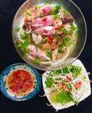 Bánh canh hẹ hải sản