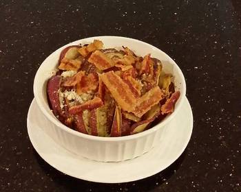 Popular Cuisine Potato and Onion Crisp Topped Slices Delicious Simple