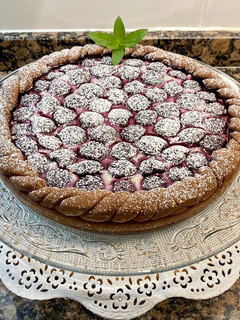 Una foto de Tarta de queso ricotta y cerezas