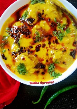 कढ़ी पकौड़ा (Kadhi Pakora recipe in Hindi) रेसिपी मुख्य फोटो